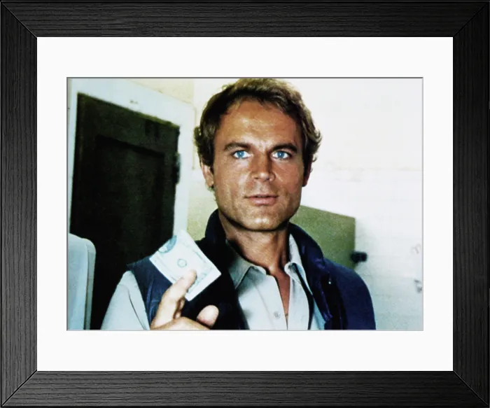 Framed Print : SUPER FUZZ, (aka POLIZIOTTO SUPERPIU), Terence Hill, 1980, Avco Embassy / courtesy Everett Collection