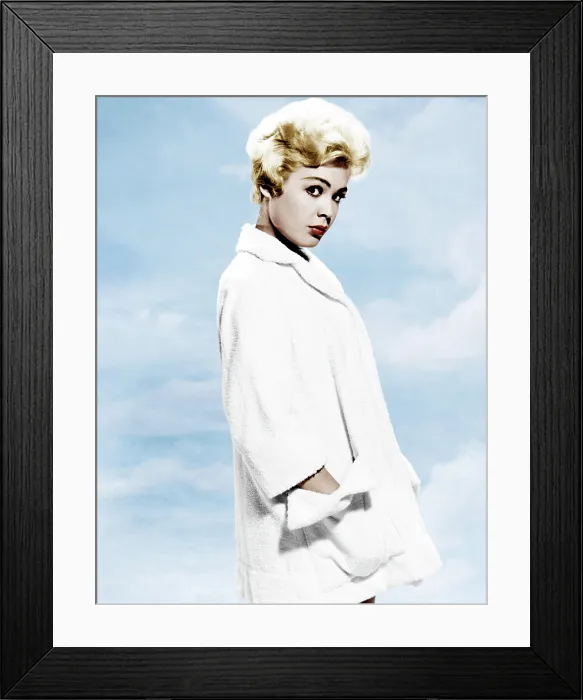 Framed Print : A SUMMER PLACE, Sandra Dee, 1959 Framed Print : A SUMMER PLACE, Sandra Dee, 1959