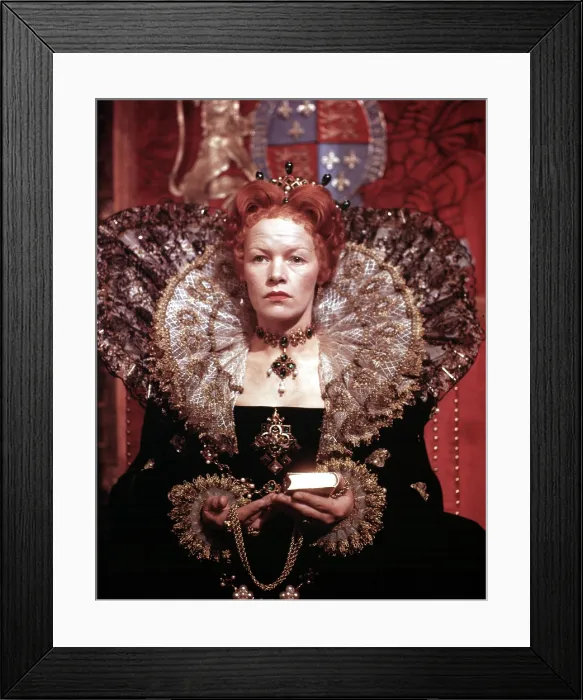 Framed Print : MARY QUEEN OF SCOTS, Glenda Jackson, 1971 Framed Print : MARY QUEEN OF SCOTS, Glenda Jackson, 1971