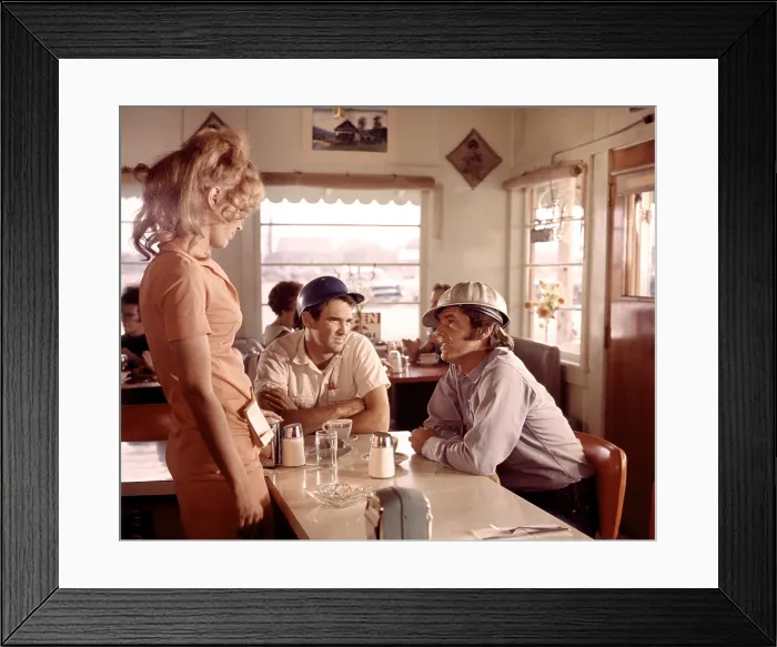 Framed Print : FIVE EASY PIECES, Karen Black, Billy Green Bush, Jack Nicholson, 1970 Framed Print : FIVE EASY PIECES, Karen Black, Billy Green Bush, Jack Nicholson, 1970