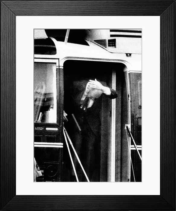 Framed Print : President Ford bumps his head after waving to reporters from his helicopter door on the White House lawn. October 22, 1974. (CSU_ALPHA_413) CSU Archives / Everett Collection Framed Print : President Ford bumps his head after waving to reporters from his helicopter door on the White House lawn. October 22, 1974. (CSU_ALPHA_413) CSU Archives / Everett Collection