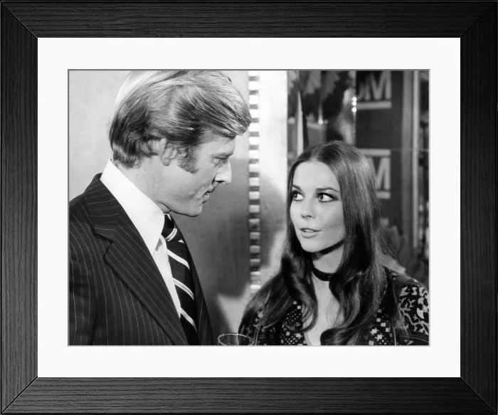 Framed Print : THE CANDIDATE, Robert Redford, Natalie Wood, 1972