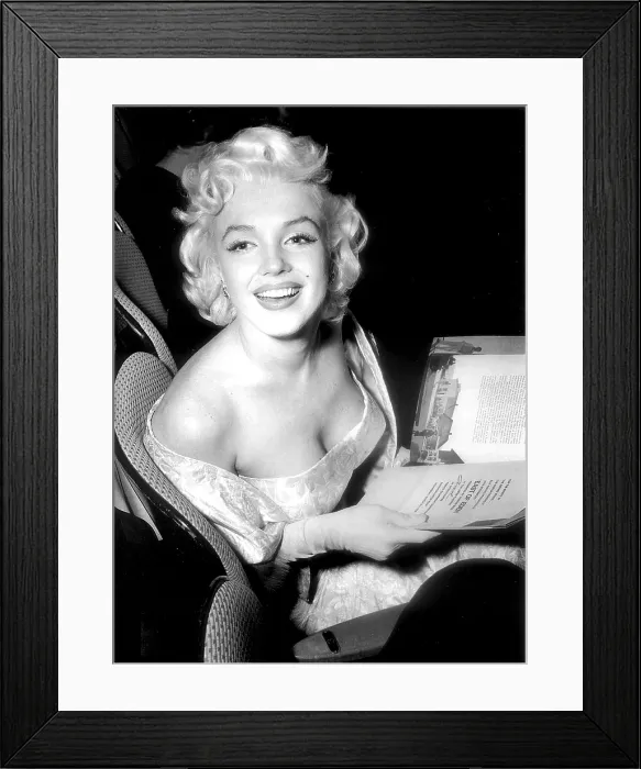Framed Print : Marilyn Monroe at premiere of EAST OF EDEN, 1955