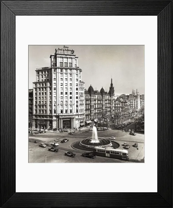 Framed Print : Spain (20th c.). Franco's dictatorship. Barcelona. Monumental fountain in Paseo de Gracia-Gran Va crossroads. AISA / Everett Collection**US SALES ONLY**