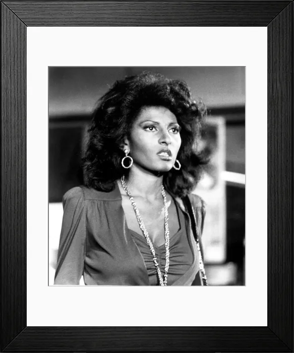 Framed Print : BUCKTOWN, Pam Grier, 1975 Framed Print : BUCKTOWN, Pam Grier, 1975