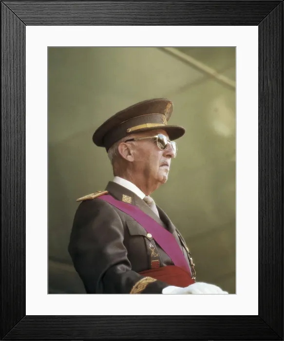 Framed Print : FRANCO BAHAMONDE, Francisco (1892-1975). Franco presiding over the Victory Parade (Madrid, 1972). AISA / Everett Collection**US SALES ONLY**