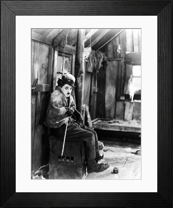 Framed Print : THE GOLD RUSH, Charlie Chaplin, 1925