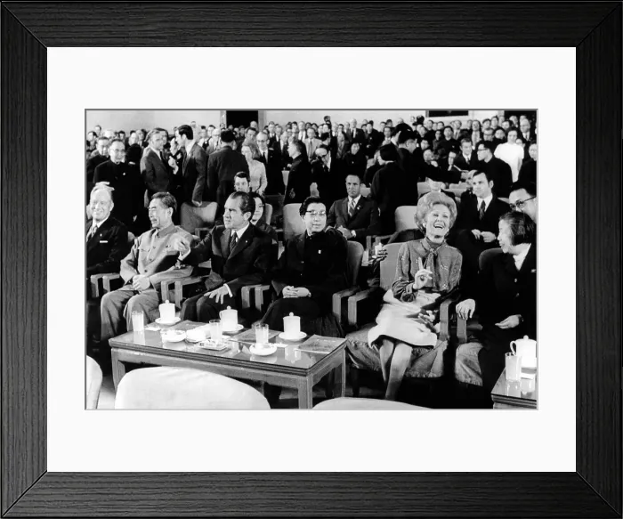 Framed Print : Patricia Nixon laughs as she talks with Madame Chou En-lai at the Great Hall of the People. L-R: William Rogers, Secy State; Premier Chou En-lai; President Nixon; Mme
