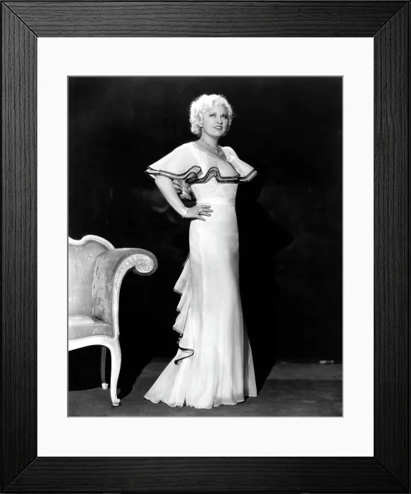 Framed Print : Mae West, ca. 1930s Framed Print : Mae West, ca. 1930s