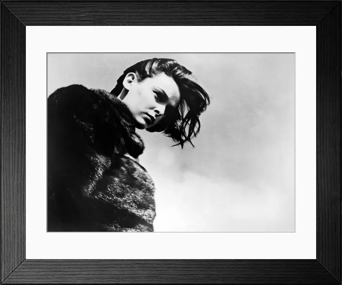 Framed Print : DEATH OF A CYCLIST, (aka MUERTE DE UN CICLISTA, aka AGE OF INFIDELITY), Lucia Bose, 1955