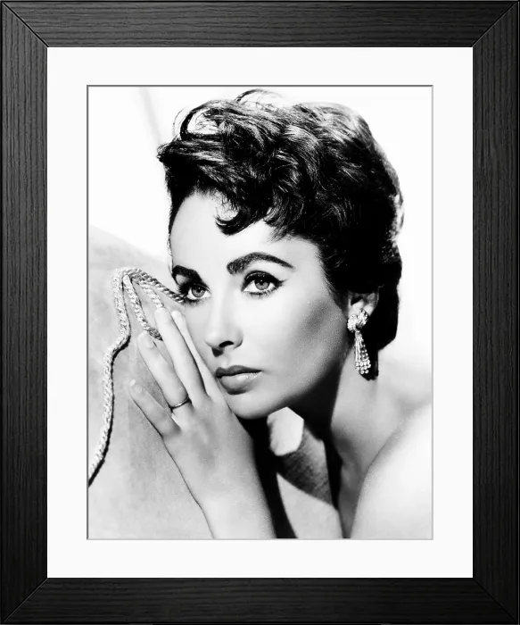 Framed Print : GIANT, Elizabeth Taylor, 1956