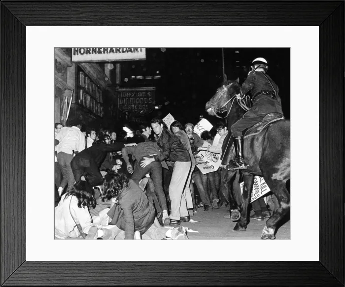 Framed Print : Demonstrators pushed by New York City police