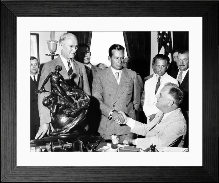 Framed Print : President Franklin Roosevelt shakes hands with Donald Douglas, the 1936 winner of the Collier Trophy Framed Print : President Franklin Roosevelt shakes hands with Donald Douglas, the 1936 winner of the Collier Trophy