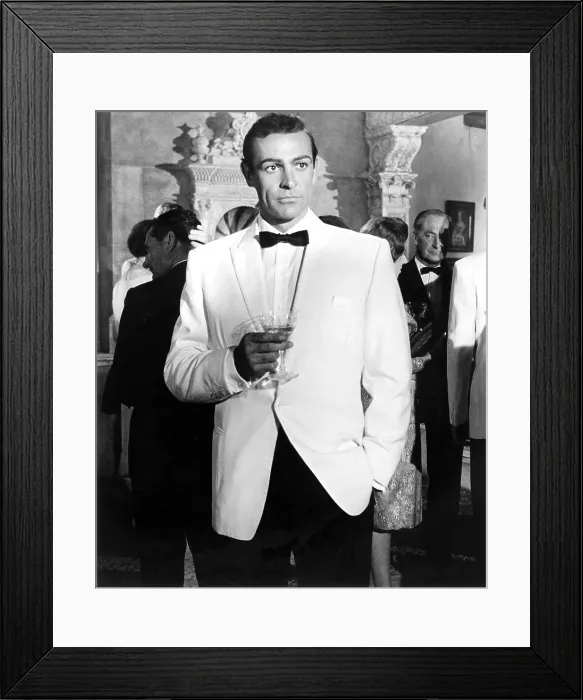 Framed Print : WOMAN OF STRAW, Sean Connery, 1964