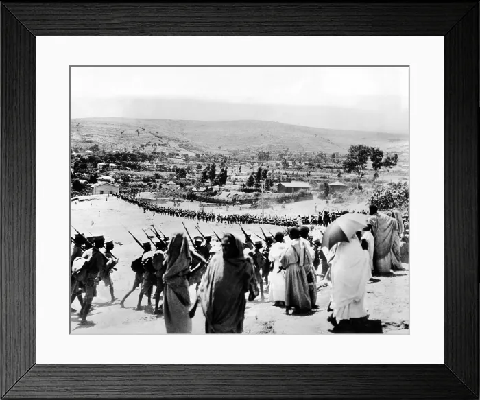 Framed Print : Second Italo-Ethiopian War. Ras Nassibu's Ethiopian Army marching out of Harrar to stop the advance of Italian forces under General Rudolfo Graziana. Nov. 1935