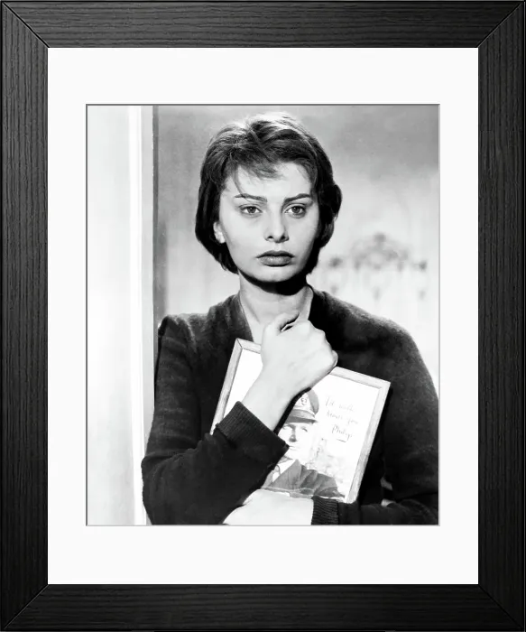 Framed Print : THE KEY, Sophia Loren, 1958 Framed Print : THE KEY, Sophia Loren, 1958