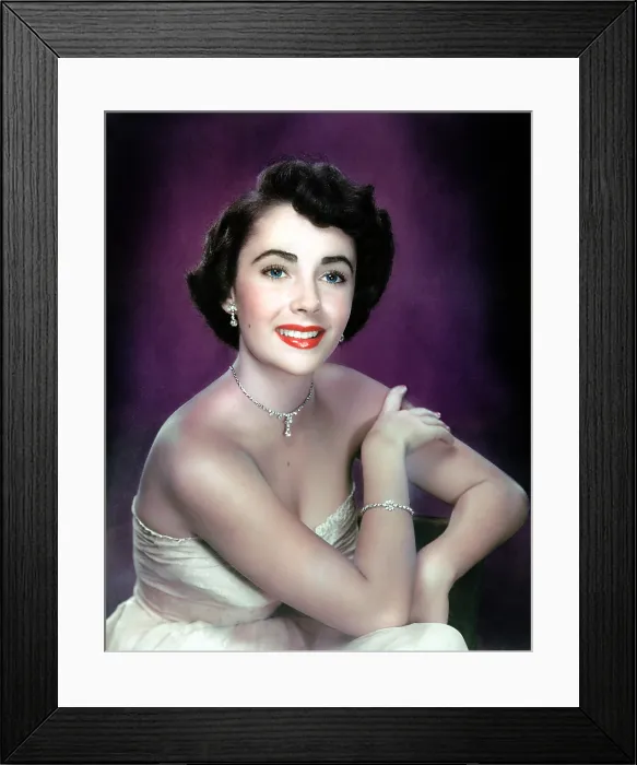 Framed Print : ELIZABETH TAYLOR