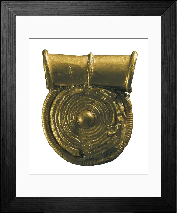 Framed Print : Gold Etruscan jewel (2nd c. BC). Etruscan art. Jewelry. ITALY. Adria. National Museum of Archaeology. AISA / Everett Collection**US SALES ONLY**