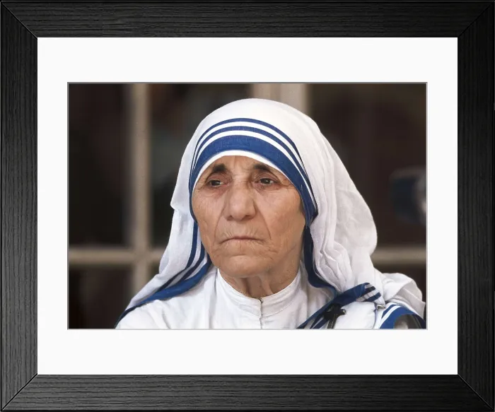 Framed Print : Teresa, Mother (1910-1997). AISA / Everett Collection**US SALES ONLY** Framed Print : Teresa, Mother (1910-1997). AISA / Everett Collection**US SALES ONLY**