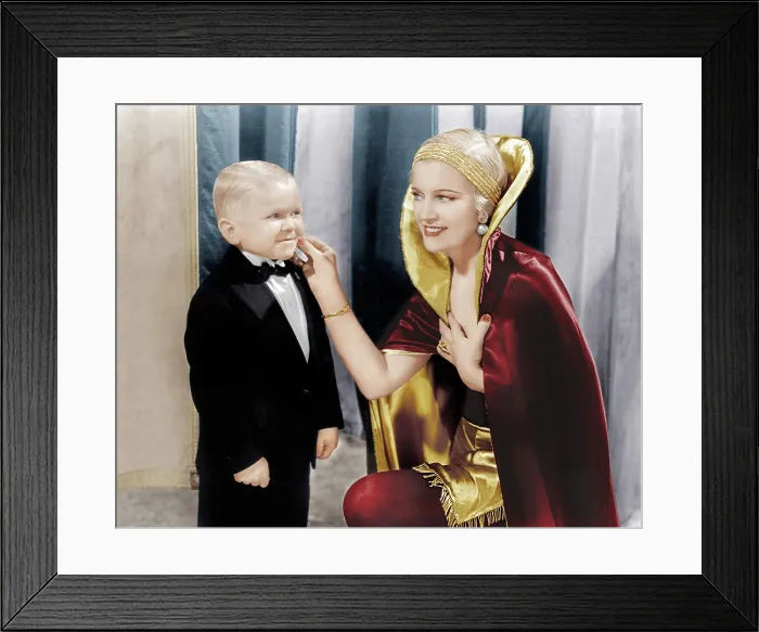 Framed Print : FREAKS, from left: Harry Earles, Olga Baclanova, 1932 Framed Print : FREAKS, from left: Harry Earles, Olga Baclanova, 1932
