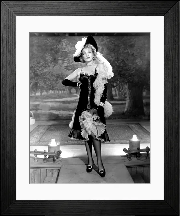 Framed Print : DESTRY RIDES AGAIN, Marlene Dietrich, 1939 Framed Print : DESTRY RIDES AGAIN, Marlene Dietrich, 1939