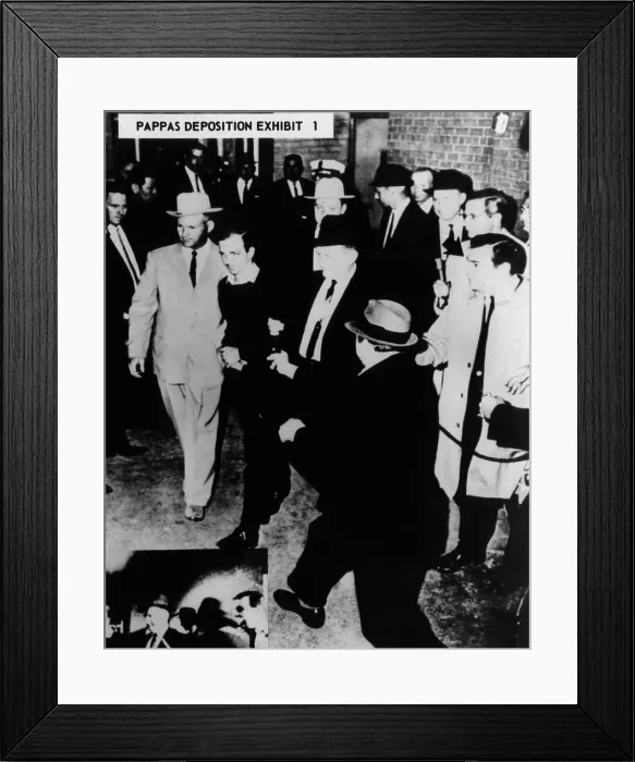 Framed Print : Warren Commission Exhibit. Jack Ruby moving toward Oswald in front of newsman Ike Pappas. Nov. 24, 1963. (CSU_ALPHA_1000) CSU Archives / Everett Collection