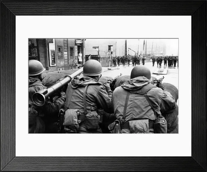 Framed Print : American troops face East Berlin behind sandbags at Checkpoint Charlie at Friedrichstrasse in West Berlin. In the distance are East German soldiers. Dec. 4, 1961 Framed Print : American troops face East Berlin behind sandbags at Checkpoint Charlie at Friedrichstrasse in West Berlin. In the distance are East German soldiers. Dec. 4, 1961