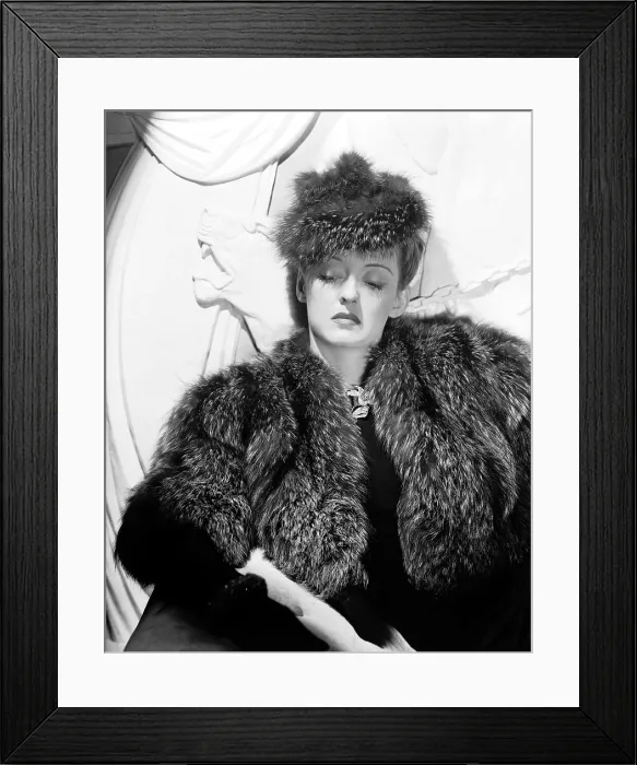 Framed Print : DARK VICTORY, Bette Davis, portrait by George Hurrell, 1939
