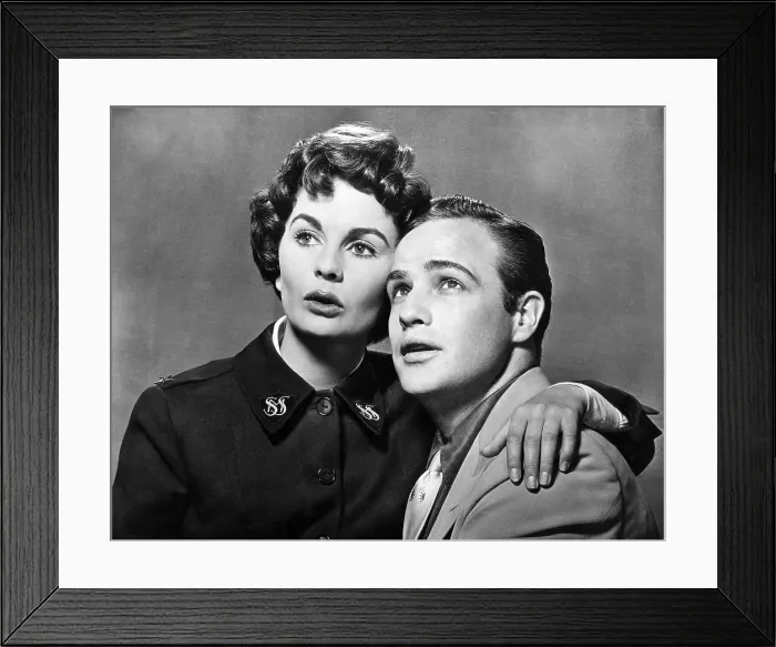 Framed Print : GUYS AND DOLLS, Jean Simmons, Marlon Brando, 1955