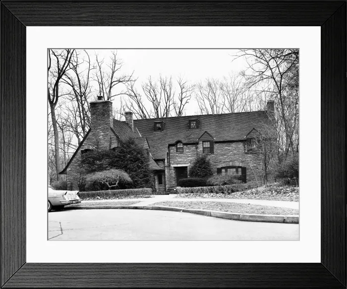Framed Print : Vice President Richard Nixon's new house in NW Washington, DC. He purchased the six-bedroom home for $75, 000 ($ 600, 000 in 2012). January 1957 Framed Print : Vice President Richard Nixon's new house in NW Washington, DC. He purchased the six-bedroom home for $75, 000 ($ 600, 000 in 2012). January 1957