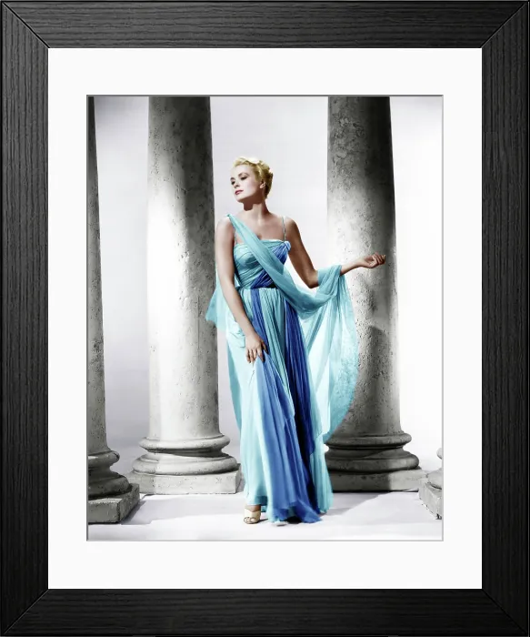 Framed Print : TO CATCH A THIEF, Grace Kelly, 1955 Framed Print : TO CATCH A THIEF, Grace Kelly, 1955