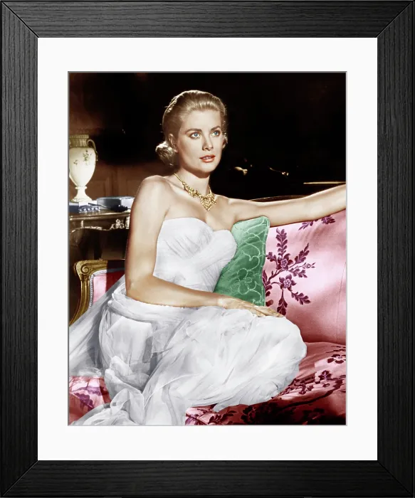 Framed Print : TO CATCH A THIEF, Grace Kelly, 1955 Framed Print : TO CATCH A THIEF, Grace Kelly, 1955