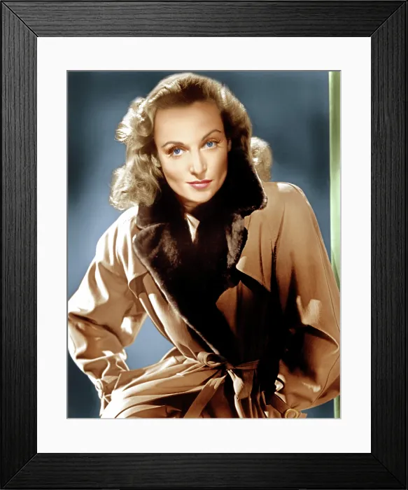 Framed Print : TO BE OR NOT TO BE, Carole Lombard, 1942 Framed Print : TO BE OR NOT TO BE, Carole Lombard, 1942