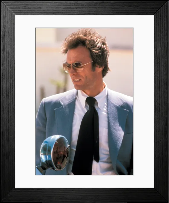 Framed Print : THE GAUNTLET, Clint Eastwood, 1977