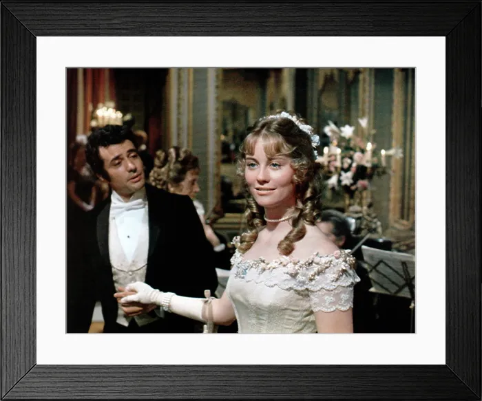 Framed Print : DAISY MILLER, from left: Duilio Del Prete, Cybill Shepherd, 1974