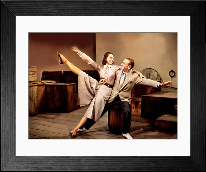 Framed Print : SILK STOCKINGS, Cyd Charisse, Fred Astaire, 1957, dancing Framed Print : SILK STOCKINGS, Cyd Charisse, Fred Astaire, 1957, dancing