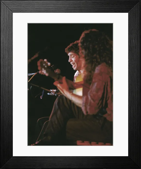 Framed Print : The flamenco singer Camarn de la Isla accompanied on guitar by Tomatito. AISA / Everett Collection**US SALES ONLY**