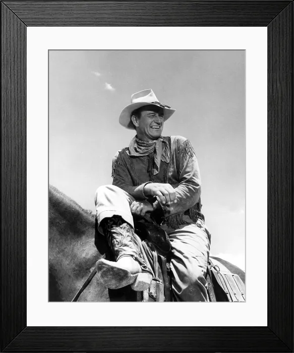 Framed Print : HONDO, John Wayne, 1954 Framed Print : HONDO, John Wayne, 1954
