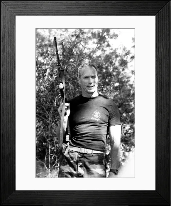 Framed Print : HEARTBREAK RIDGE, Clint Eastwood, 1986. Warner Brothers / courtesy Everett Collection Framed Print : HEARTBREAK RIDGE, Clint Eastwood, 1986. Warner Brothers / courtesy Everett Collection