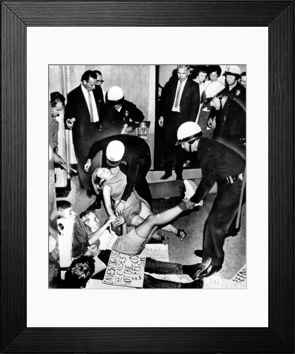 Framed Print : Congress of Racial Equality sit-ins at Los Angeles City Hall. Police arrest 16 protesters demanding the resignation of police chief William H. Parker Framed Print : Congress of Racial Equality sit-ins at Los Angeles City Hall. Police arrest 16 protesters demanding the resignation of police chief William H. Parker
