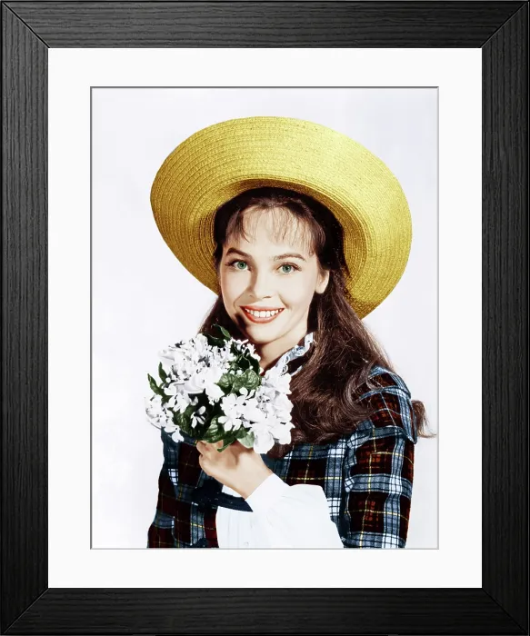Framed Print : GIGI, Leslie Caron, 1958