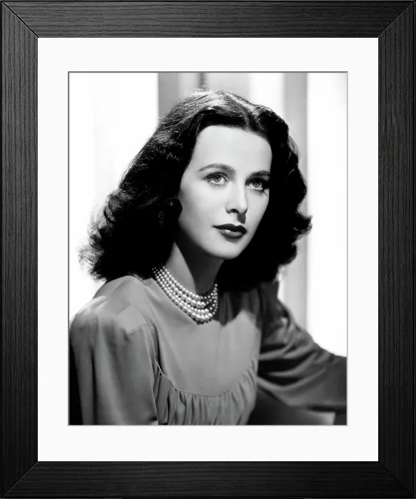 Framed Print : Hedy Lamarr, ca. 1939 Framed Print : Hedy Lamarr, ca. 1939