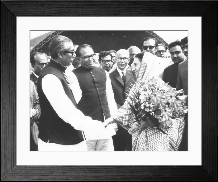 Framed Print : Sheik Mujibur Rahman, Premier of Bangladesh, with Indian PM Indira Gandhi. Dhaka (Dacca), March 19, 1972