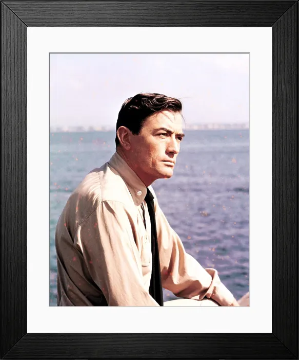 Framed Print : ON THE BEACH, Gregory Peck, 1959 5017384-2-Gregory Peck(5017384-2-Gregory Peck)
