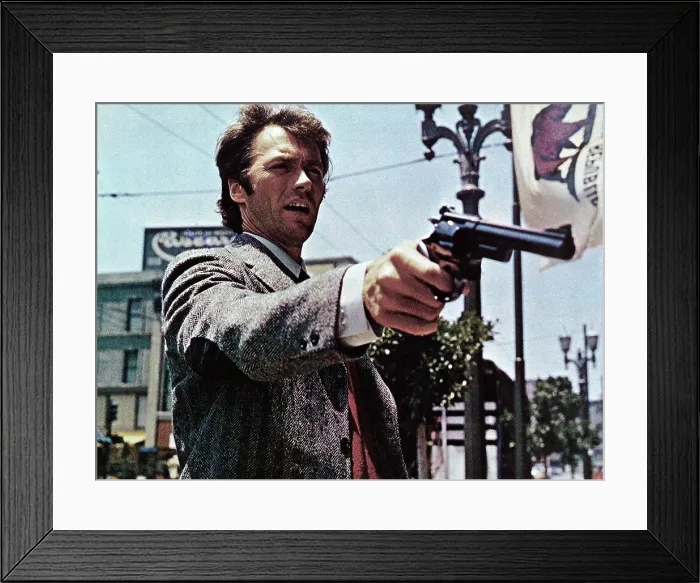 Framed Print : DIRTY HARRY, Clint Eastwood, 1971