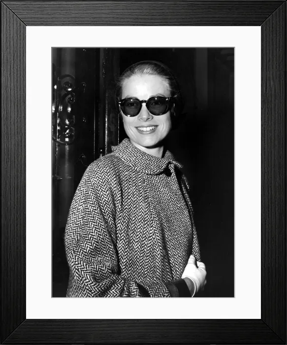 Framed Print : Grace Kelly, 1956 Framed Print : Grace Kelly, 1956