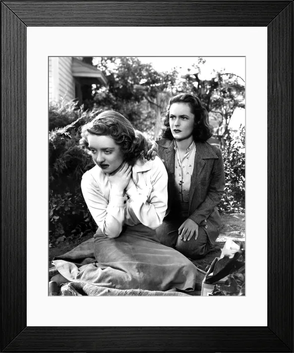 Framed Print : DARK VICTORY, Bette Davis, Geraldine Fitzgerald, 1939 Framed Print : DARK VICTORY, Bette Davis, Geraldine Fitzgerald, 1939