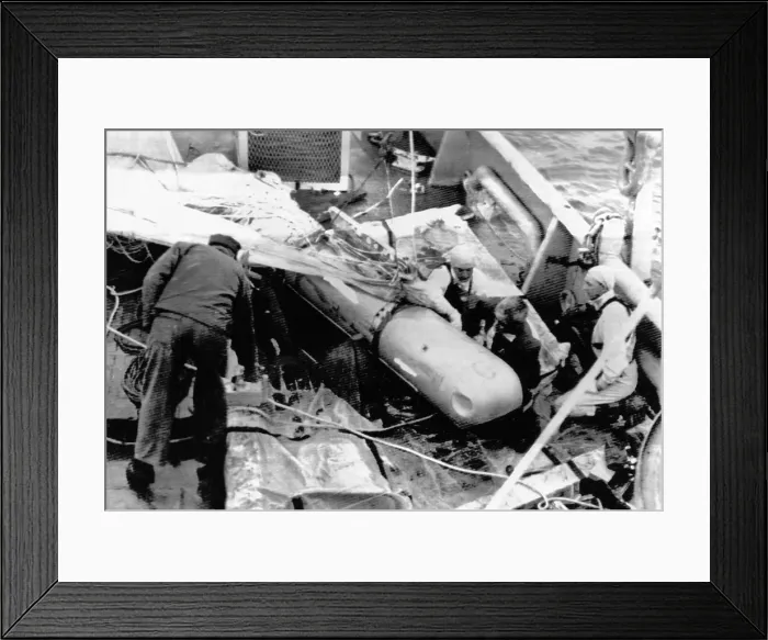 Framed Print : Lost H-bomb recovered off Palomares, Spain. The 10-foot, silver-coated bomb had been missing for 81 days. Three bombs hit the ground contaminating 490-acres with plutonium Framed Print : Lost H-bomb recovered off Palomares, Spain. The 10-foot, silver-coated bomb had been missing for 81 days. Three bombs hit the ground contaminating 490-acres with plutonium