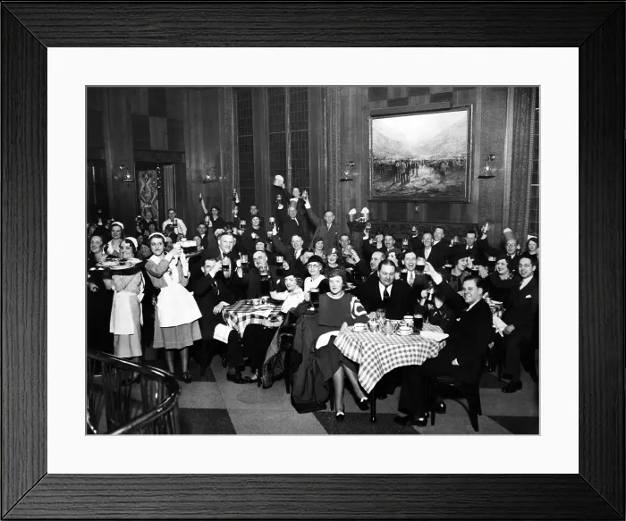 Framed Print : German-Americans celebrate the end of Prohibition. The saloon at the Chicago's Bismarck Hotel started serving beer early in the day on April 7, 1933