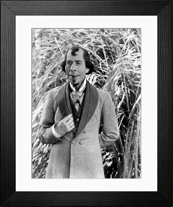 Framed Print : DISRAELI, George Arliss, 1929
